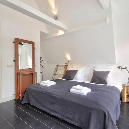 2 Bedroom Center Terrace Apartment Amsterdam