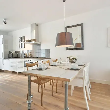 2 Bedroom Center Terrace Apartment Amsterdam